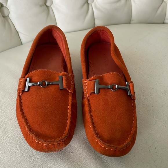 Tod’s Women’s Loafers - Picture 3 of 17
